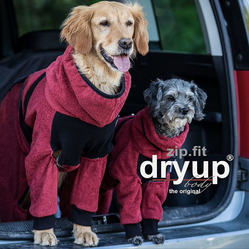 DryUp Body ZIP.FIT Hundebademantel mit Beinen in bordeaux dunkelrot