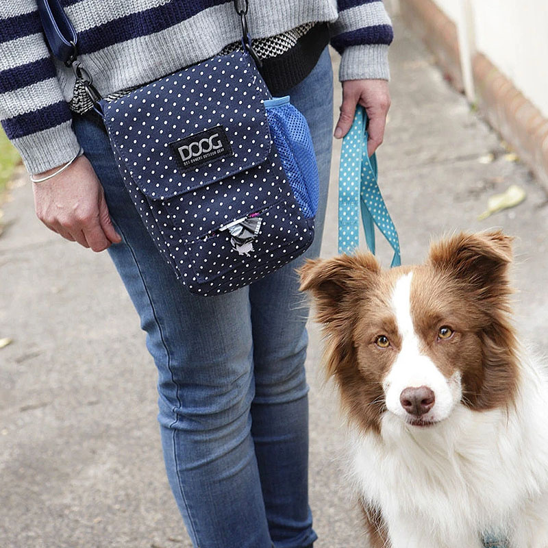 DOOG elegante Schultertasche Trainingstasche in  der Farbe Camouflage