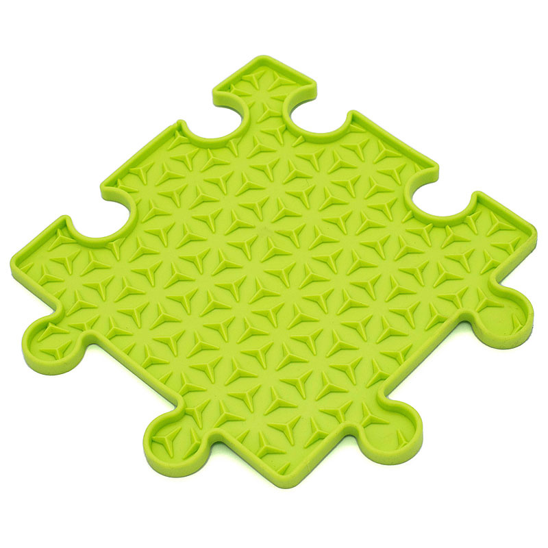 Schleckmatte Leckmatte Ladi Mat Puzzle in grün 22x22cm