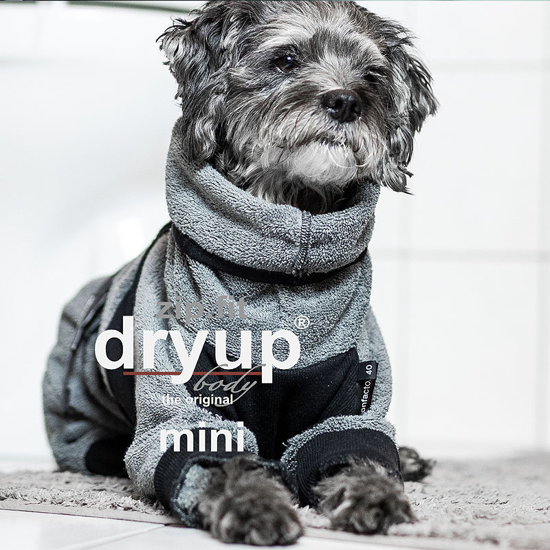 DryUp Body ZIP.FIT Hundebademantel mit Beinen MINI für kleine Hunde Gesamtübersicht