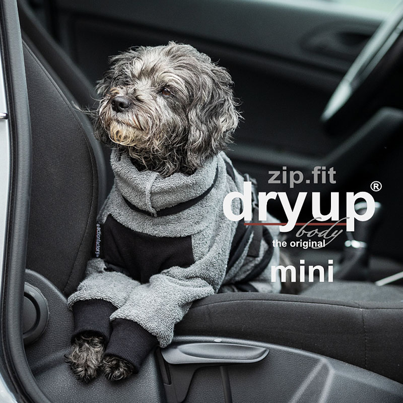 DryUp Body ZIP.FIT Hundebademantel mit Beinen MINI für kleine Hunde Gesamtübersicht